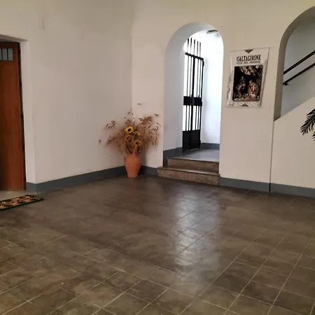 - Artemide Apartment Caltagirone
